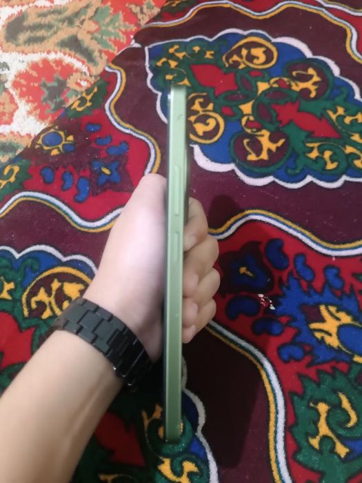 Redmi 14 C 1 yil ishlatilgan 128/4 karobka dakument bor   telegram:al1