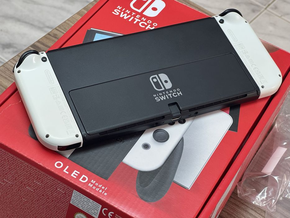 Nintendo Switch OLED с поставен чип