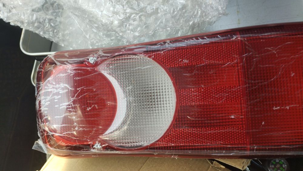 Piese auto noi diferite autoturisme