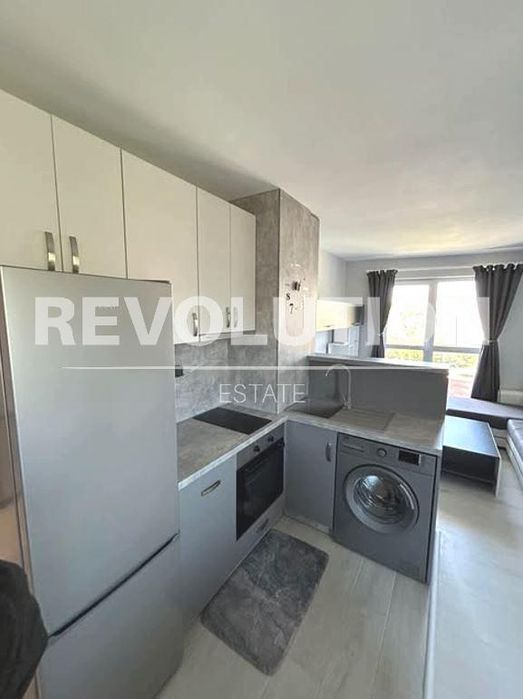 Дава се под наем Двустаен апартамент в Варна, Левски - 66 кв.м за 498.27 € - Снимка #1