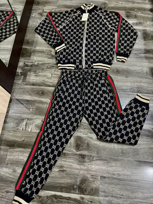 Trening Bărbați  Măsuri disponibile S/M/L/XL/XXL