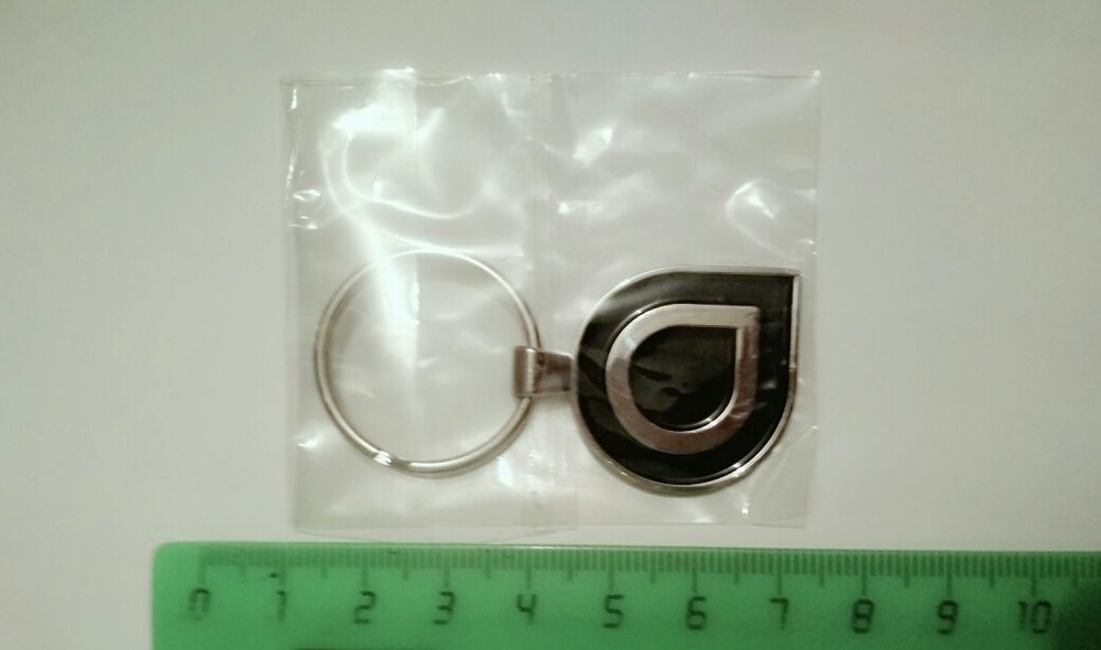 Продам новый брелок