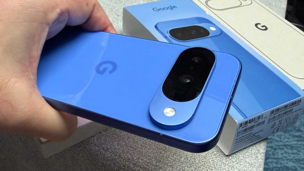 Vând telefon Google Pixel 10 ca nou, 128GB, Indigo, 2500 lei