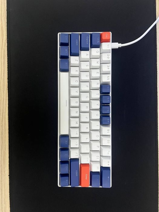 T-WOLF T60 механическая клавиатура RGB 60%