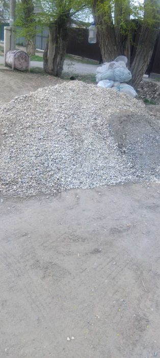 Отдам песок щебень самовывоз