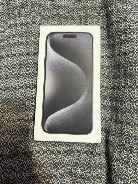 Айфон 15про в идеальном состоянии