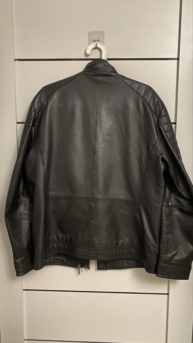 Кожаная куртка Hugo Boss