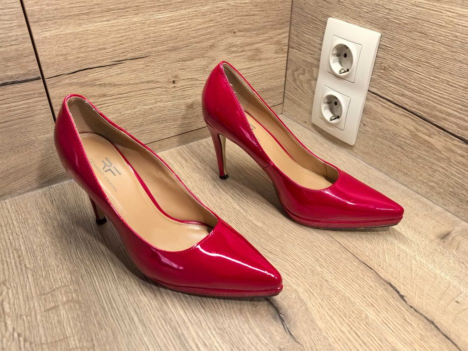 Дамски обувки размер 38