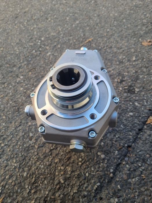 Multiplicator turati crapator spargator lemne cu pompa hidraulica