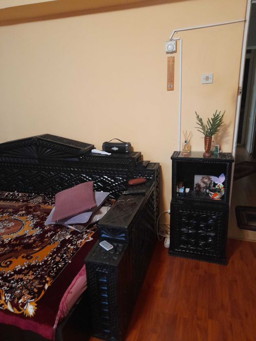 Schimb locuința. Schimb   Apartament cu garsoniera plus diferenta.