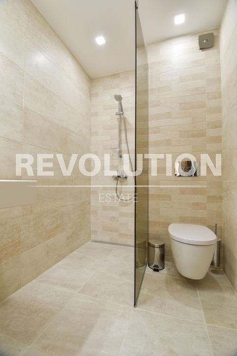 Дава се под наем Двустаен апартамент в София, Център - 64 кв.м за 690 € - Снимка #6