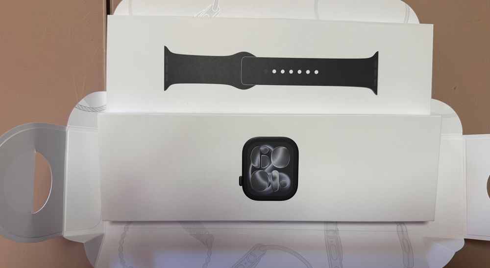 Apple Watch Seria 11 64GB Sigilat