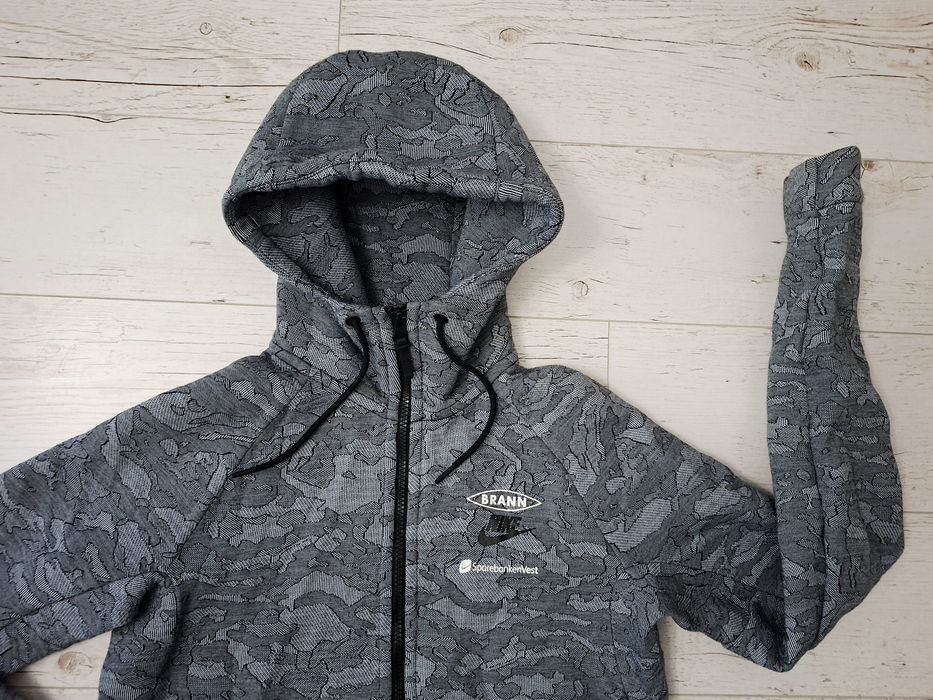 Nike Tech-Ориг. Горнище Ново!!!