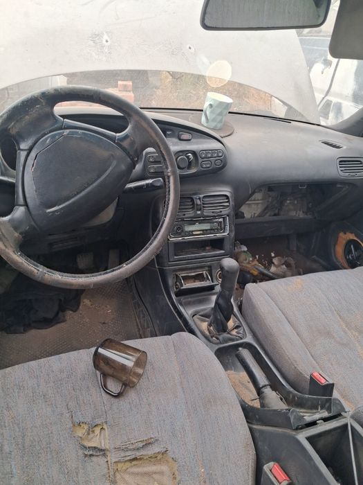 Продам мазду 323
