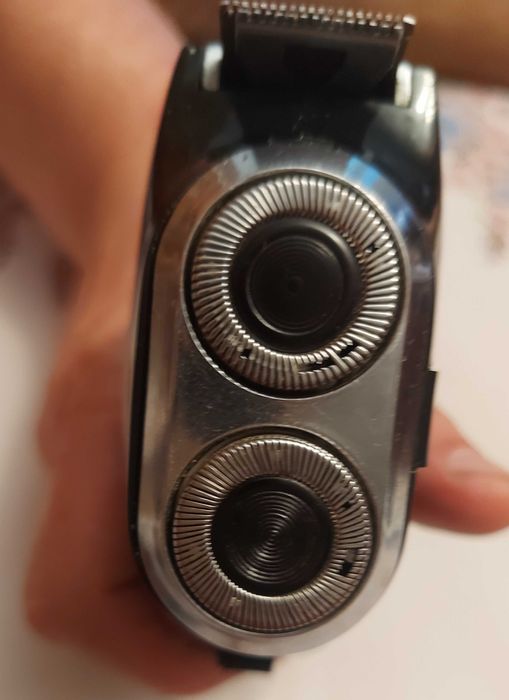 Продается элекробритвы Харьков-33 2 шт.