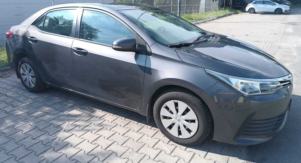 Toyota Corolla  1.33 benzina+GPL