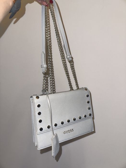 Оригинална чанта Guess