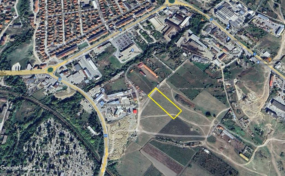 Продава се Парцел в Карлово - 5600 кв.м за 6 €/кв.м - Снимка #1