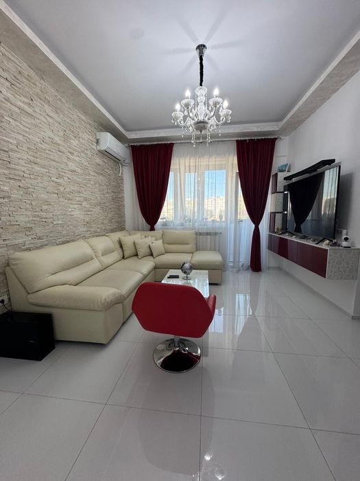 Apartament premium 4 camere,2 băi,balcon,etaj 1/6–Tomis Nord,Parcare