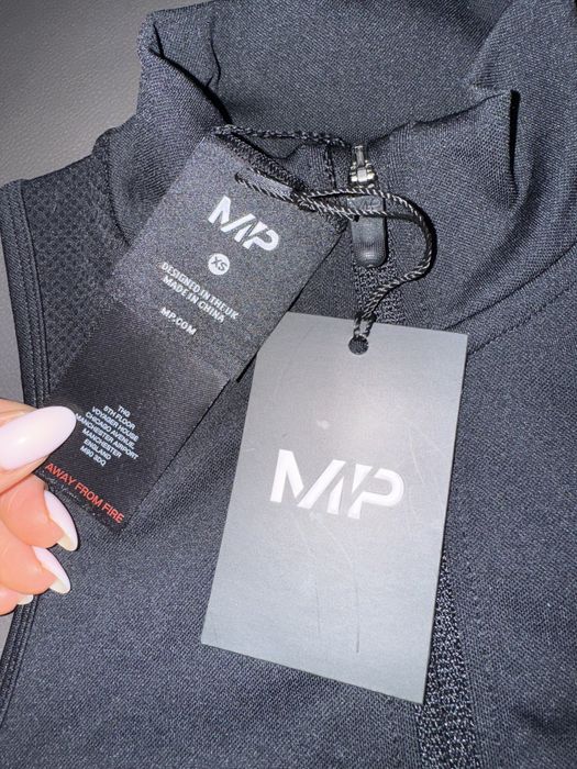 Чисто Нови Дамски Дрешки+чанти