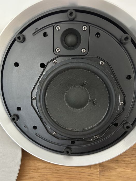 B&O Beosound 8 hifi activ dock device