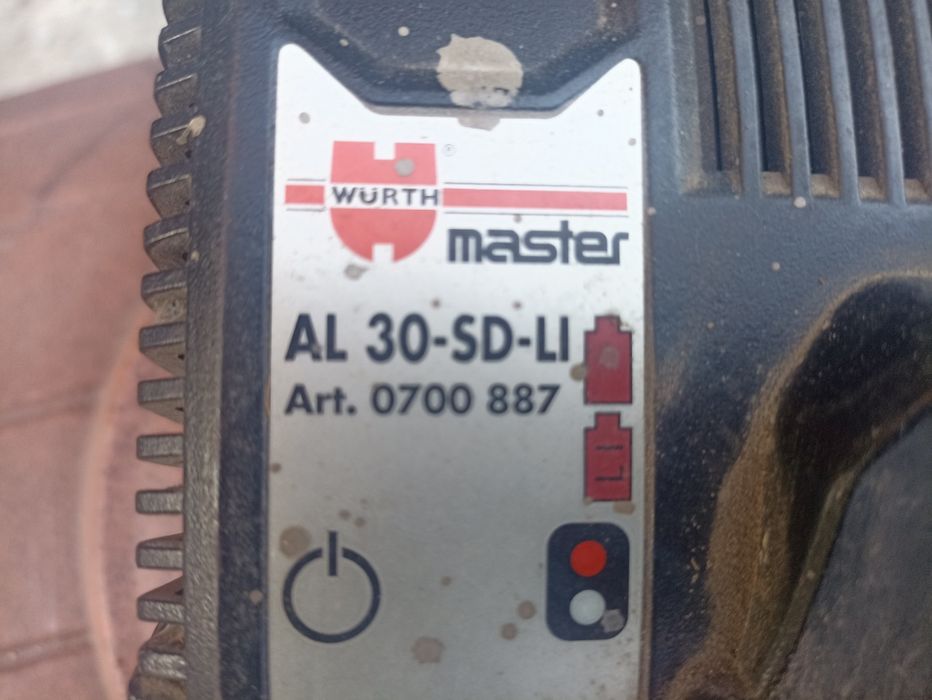 Зарядно за батерии Wurth Master AL 30-SD-LI