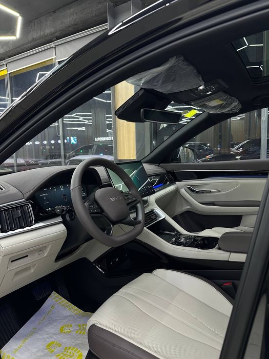 Byd chempion 605 km nardagrey rangi 30000$