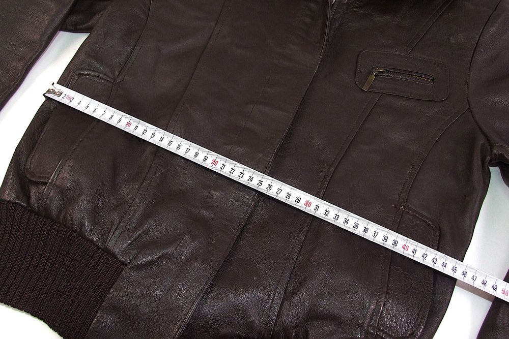 Geaca piele naturala fina, masura 46, Made in Egypt, NOUA