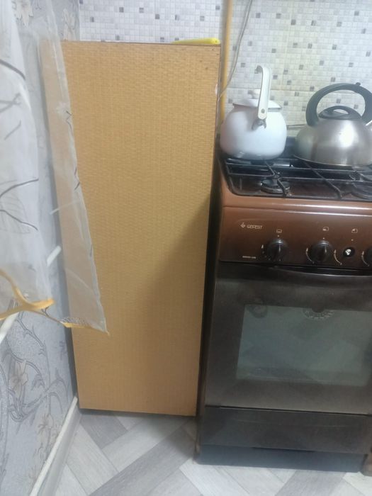 Продам кухню район 3 школы