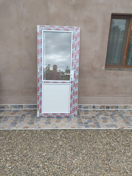 Tâmplărie pvc cu geam termopan/tripan