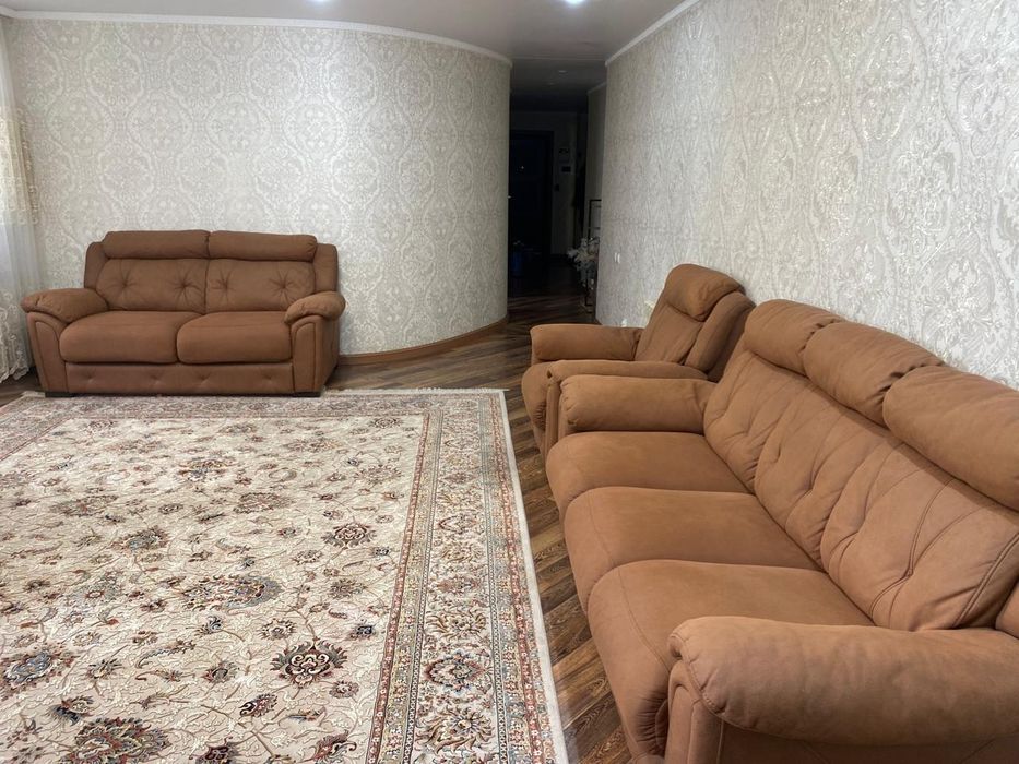 Продам набор 3-2-1 (диван,мини-диван,кресло)