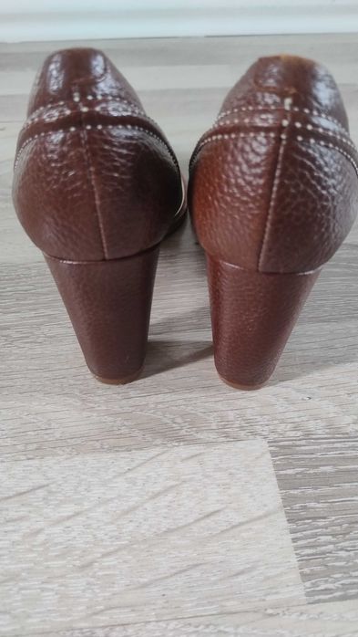 Pantofi dama Clarks,cu toc