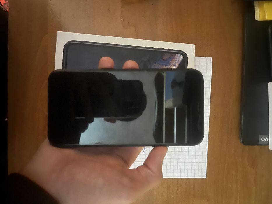 iPhone XR 64gb ideal