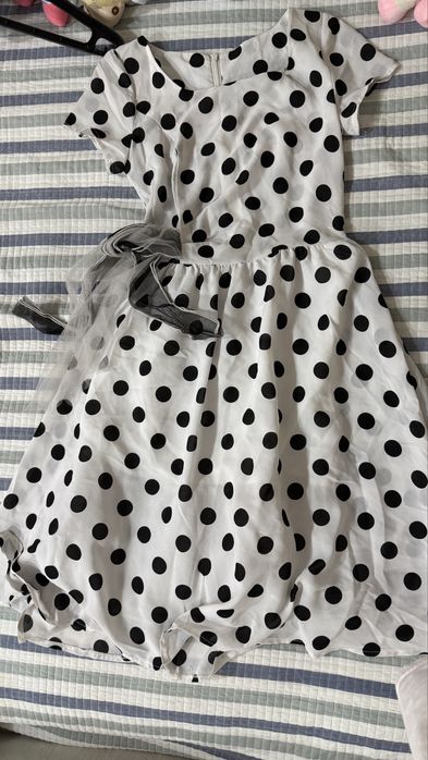 Платья по 1500 тг