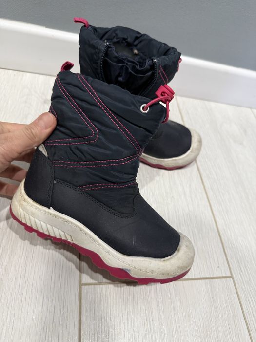 Продам обувь на девочку