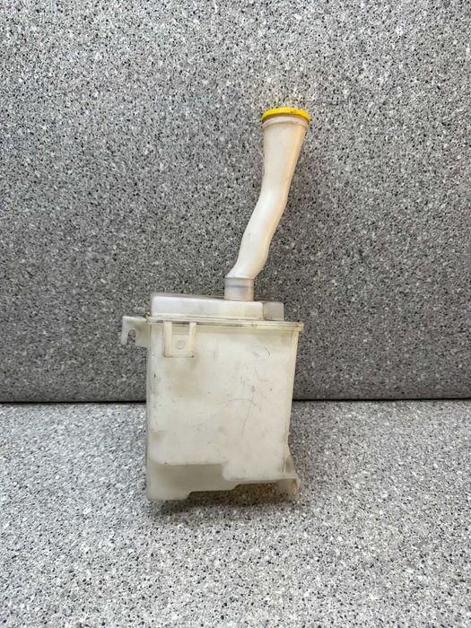 Бачок омывателя Nissan Cefiro Maxima A32 А33