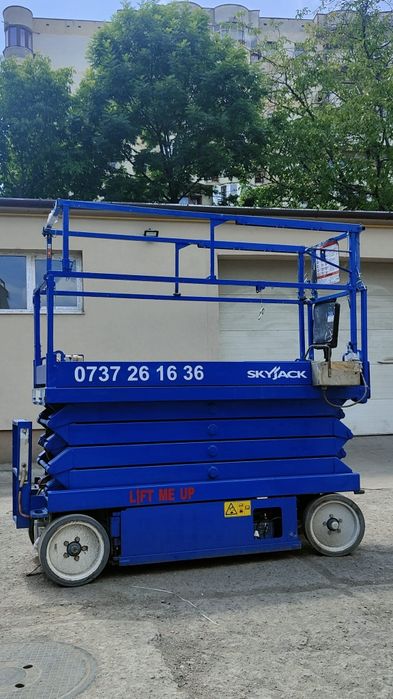 Închiriez nacele electrice diferite înălțimi de lucru8,10,12,14m