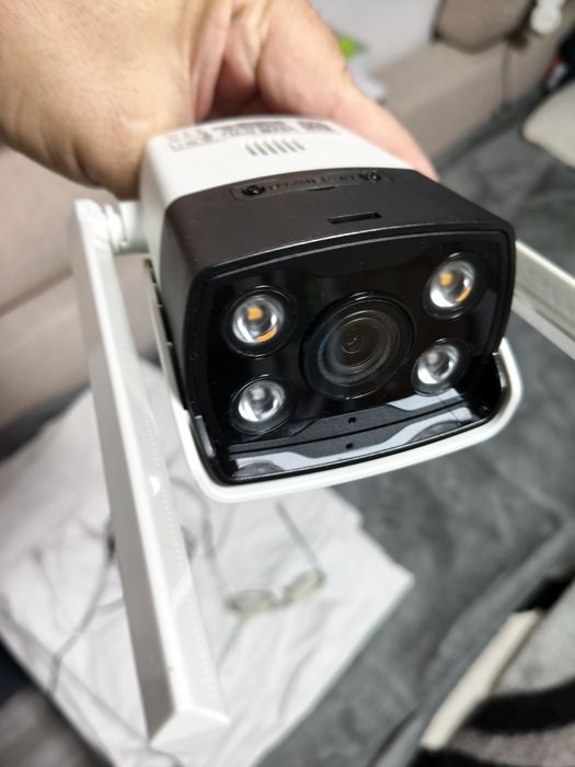 Vind camera supraveghere