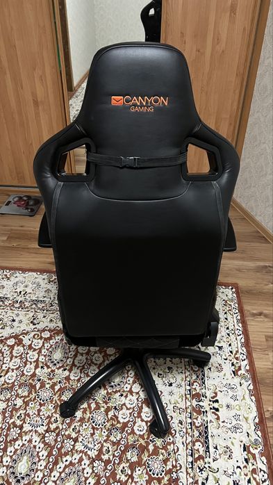 Продам игровое кресло