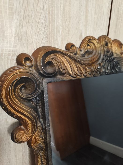 Зеркало размером 90*60