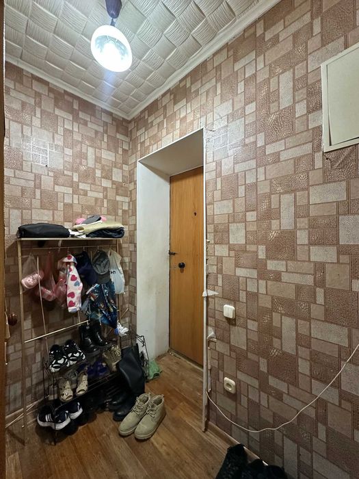 Продам 2-х комнатную квартиру в центре города