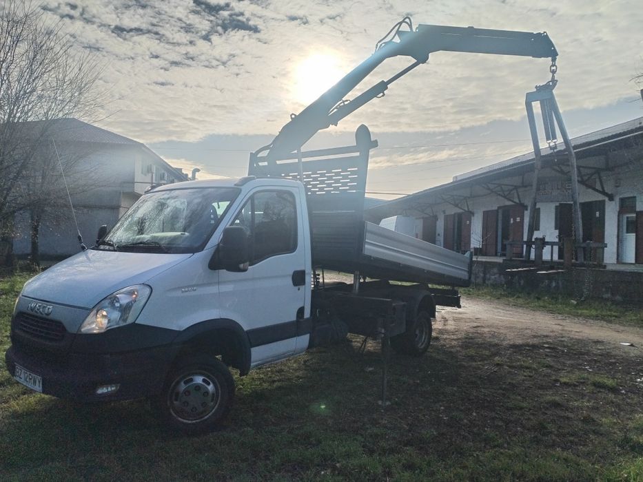 Transport camion 3,5 t + macara 2,2 t – disponibil  Otopeni -Ilfov