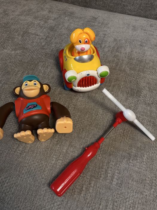 Продам игрушки на батарейках