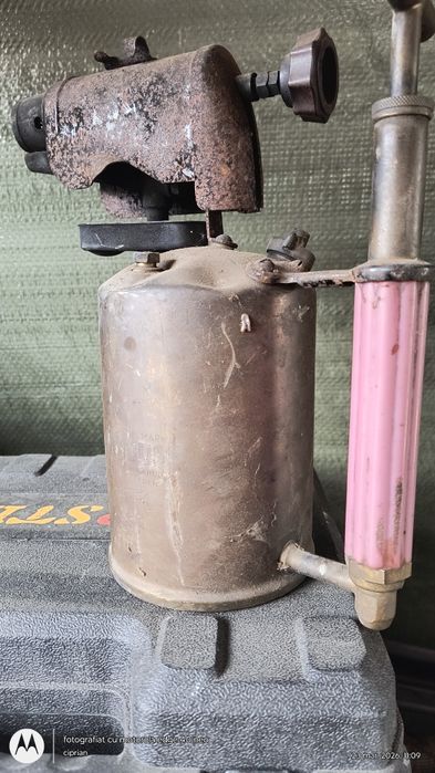 Lampa pe benzină veche 1892