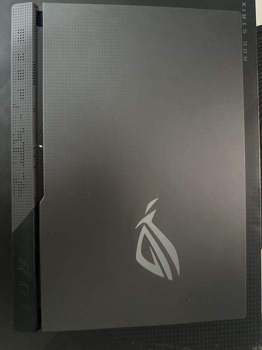 Asus ROG Strix G15 513IE