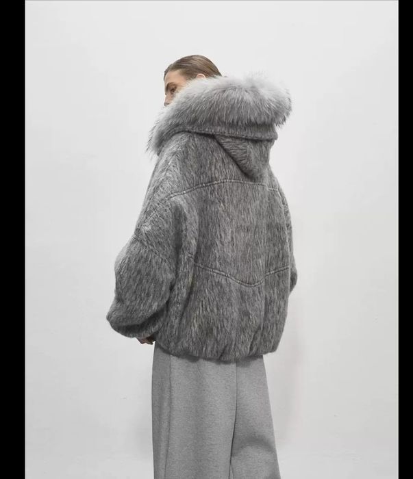 Продам новое пальто-пуховик!