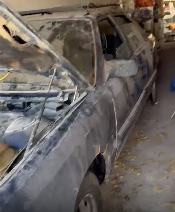 Синия Audi, для сельхоз работ