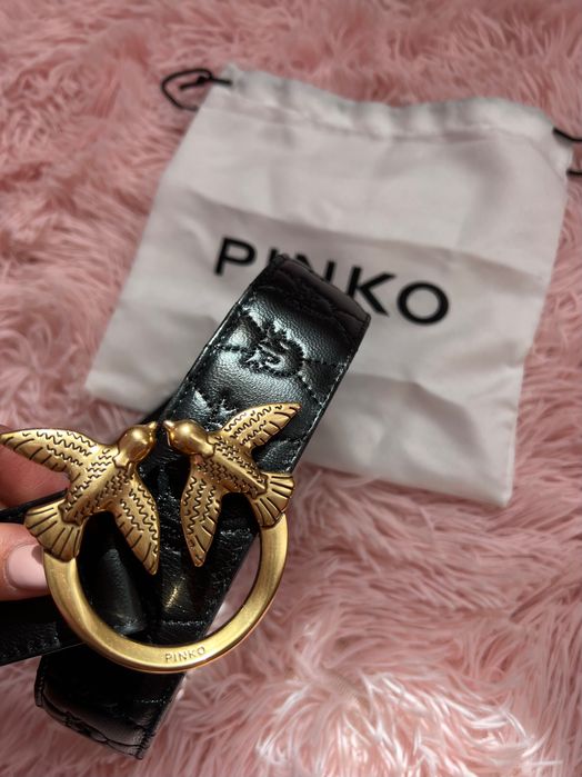 Черен колан Pinko