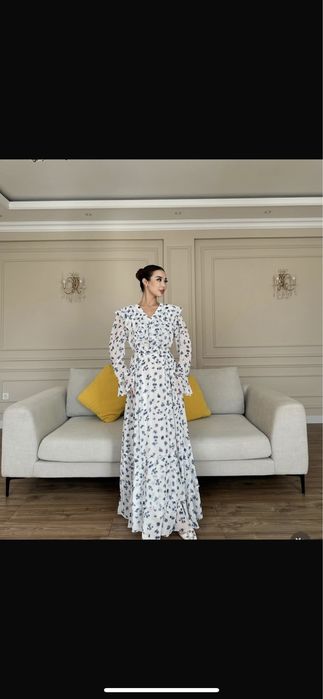 Вечерние легкие платья