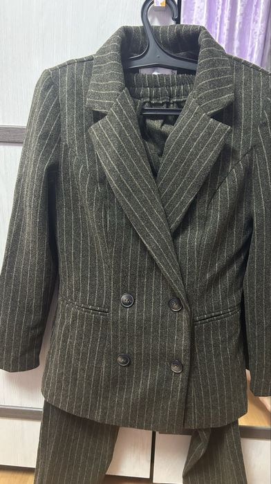 Продам размер 42